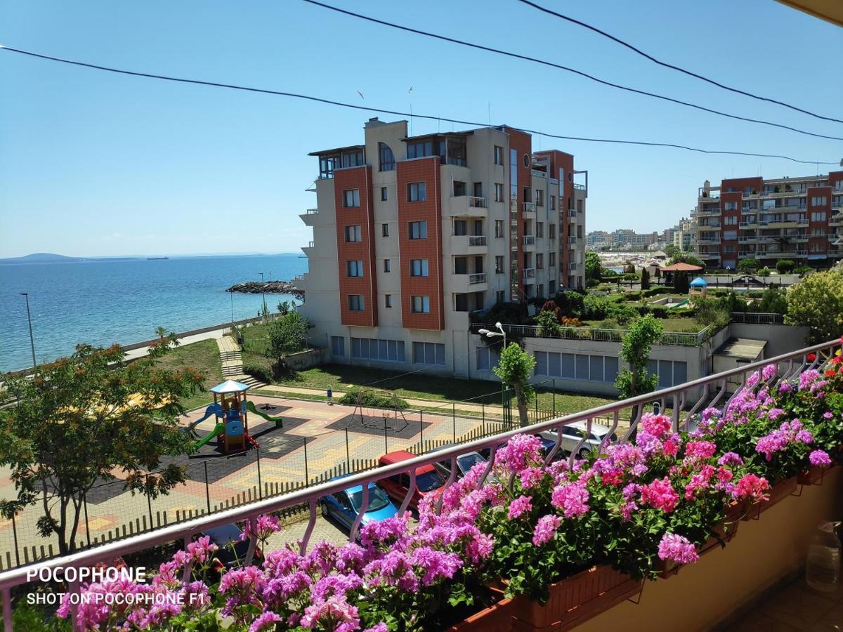 Homestay Kostadinov Πομόριε Εξωτερικό φωτογραφία